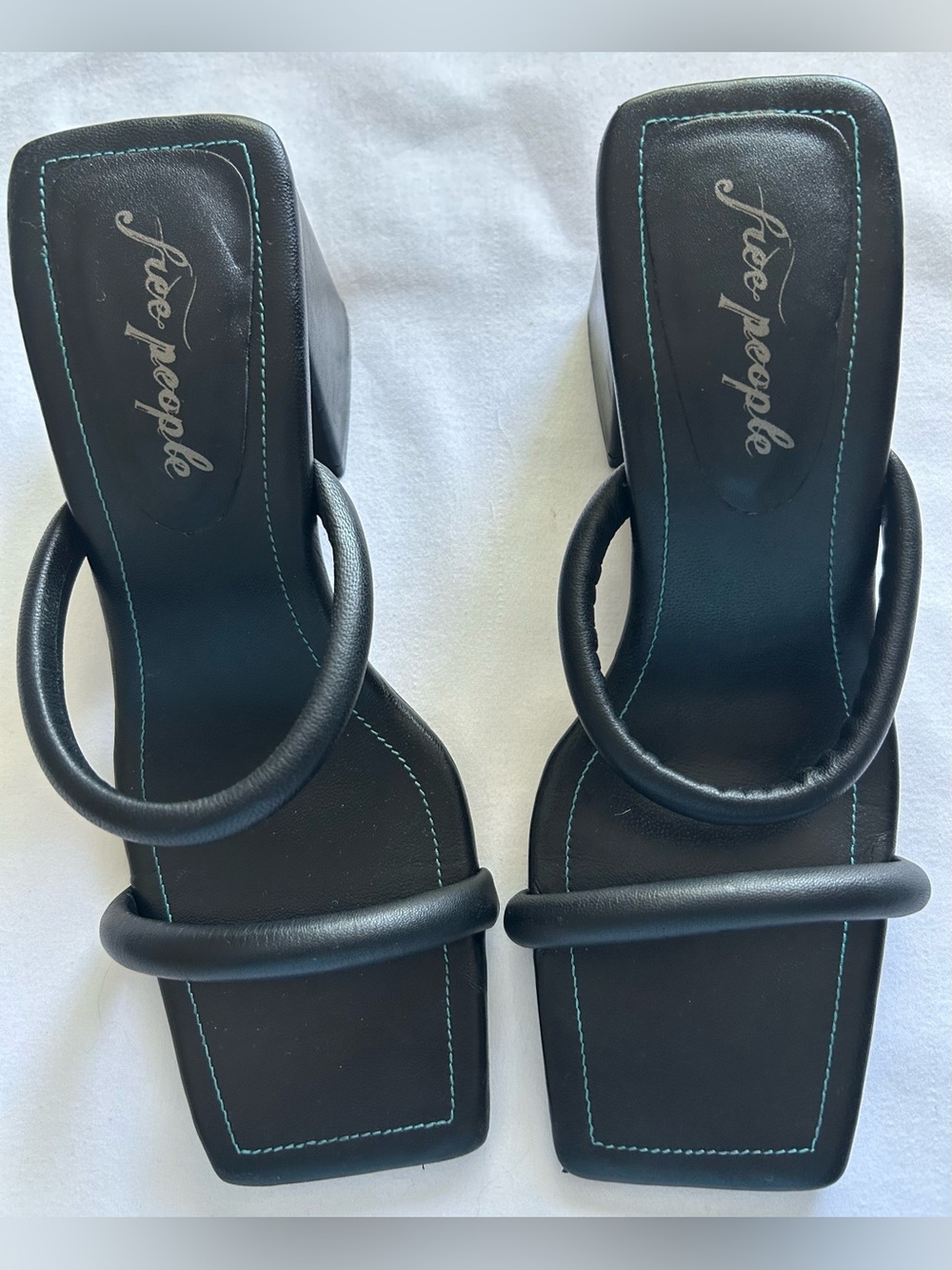 Free People “Parker” Strap Leather Sandals - Like New - Picture 7 of 10